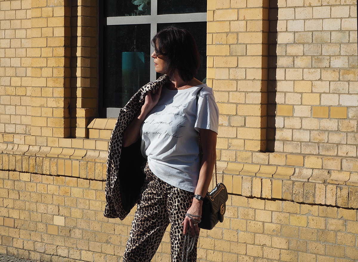 Just-take-a-look Berlin - Mädelstag mit Beauty und Fashion - Outfit Animal Print for Fall-9.1