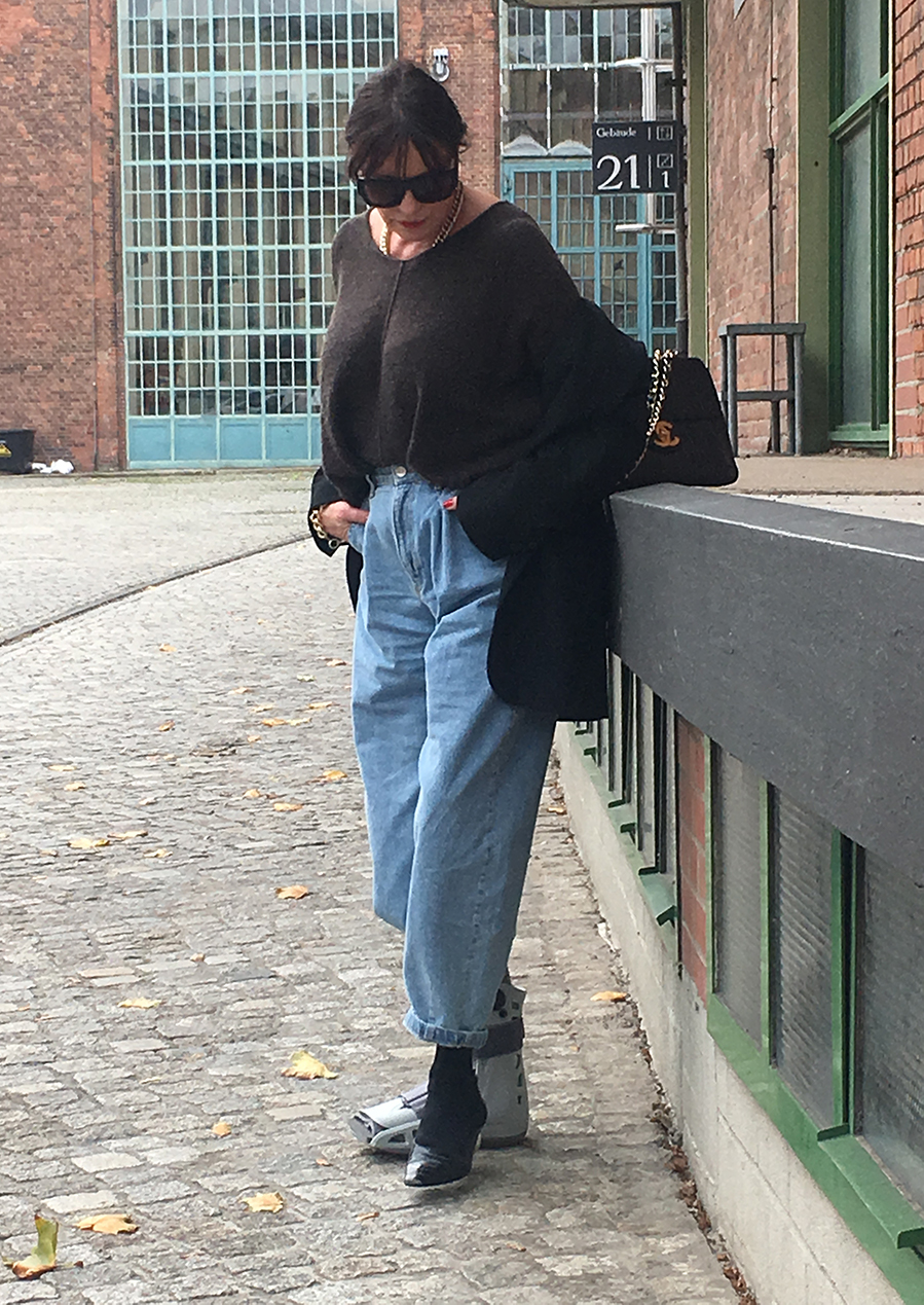 Just-take-a-look Berlin - Outfit Mom-Jeans