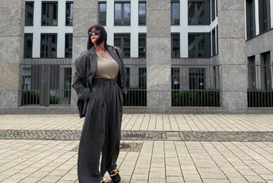 Just-take-a-look Berlin - Anzug 2