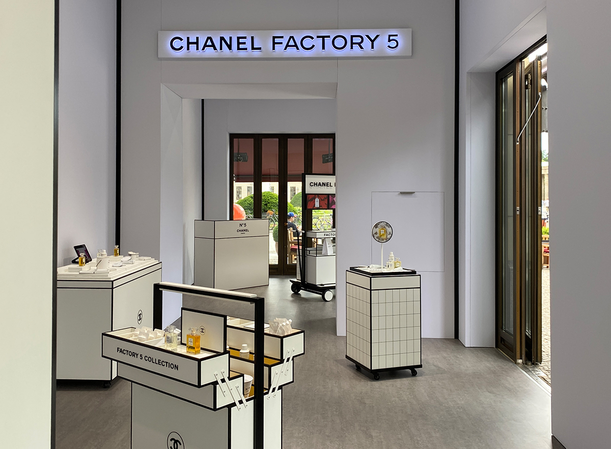 Just-take-a-look Berlin - Chanel Factory 5 - 8