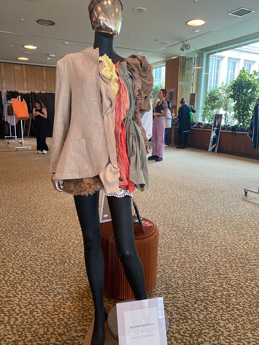 Just-take-a-look Berlin - The Ground 6